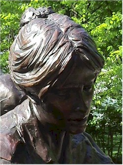 Viet Nam Women's Memorial