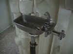 Fountain.jpg (49850 bytes)